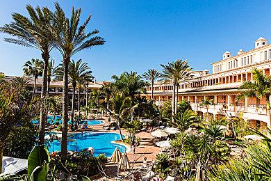 手绘2D快节奏动作游戏《Voidwrought》官宣